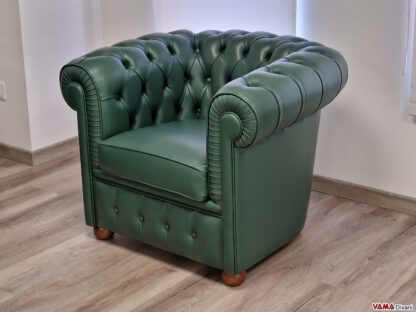 Piccola poltrona Chesterfield in offerta e pronta consegna in vera pelle verde bosco